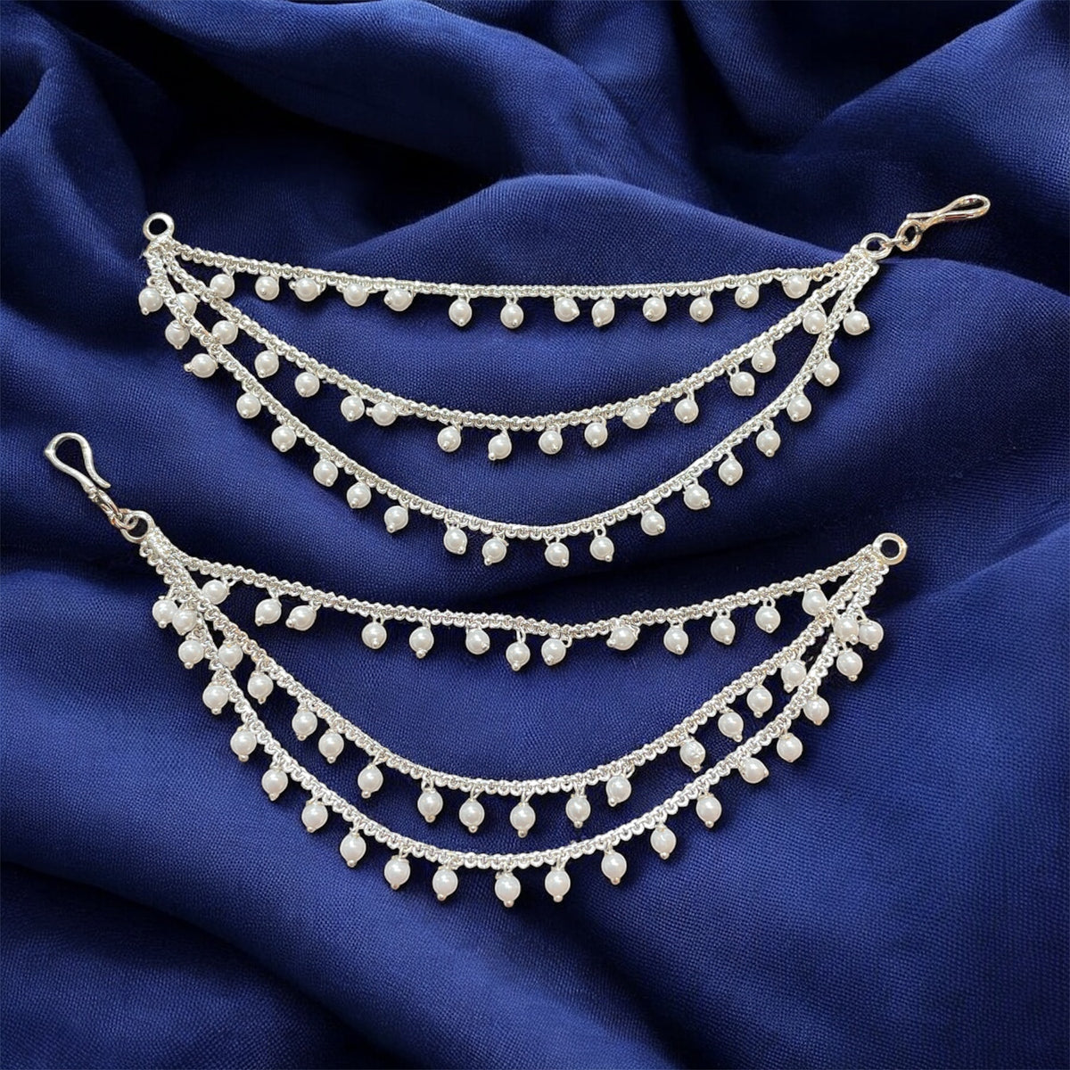 PA053 Silver Colour Three Line Pearls Sahara