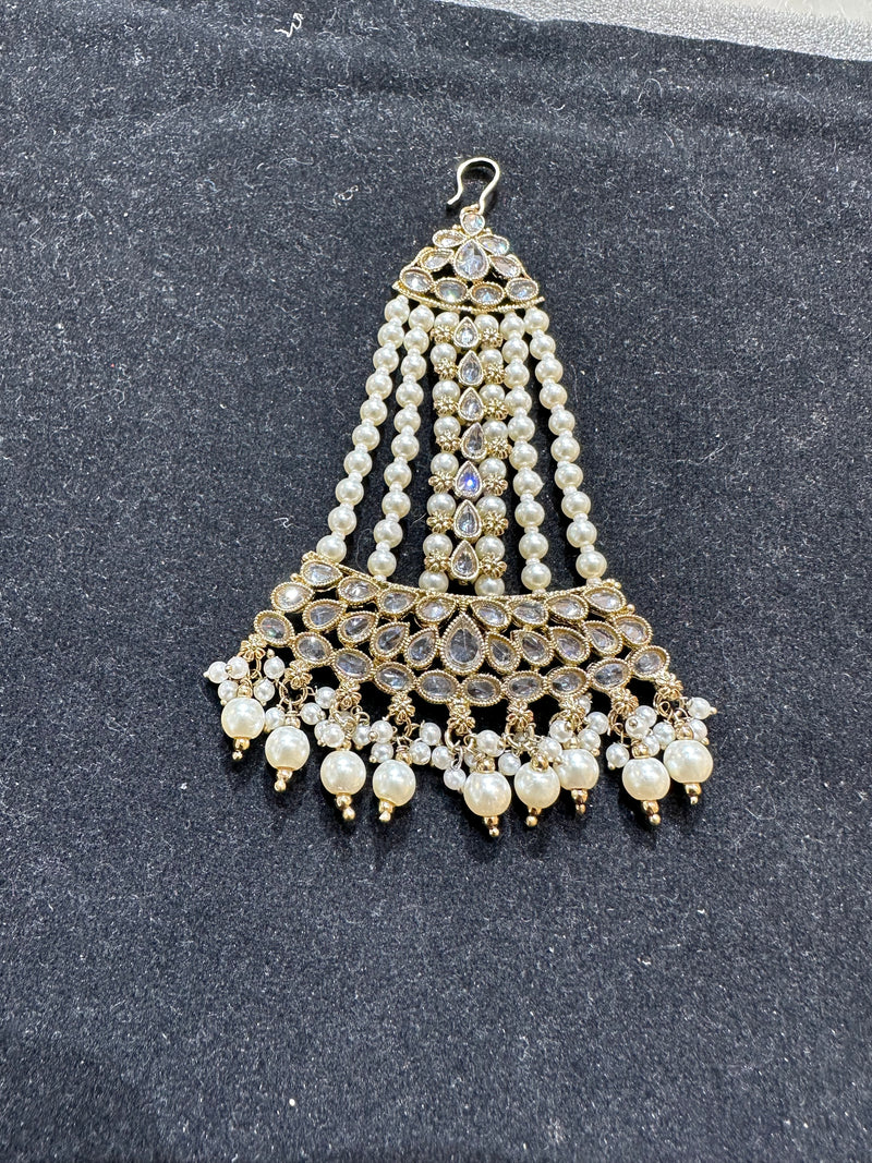 PA59 Gold with white jhumar pearls