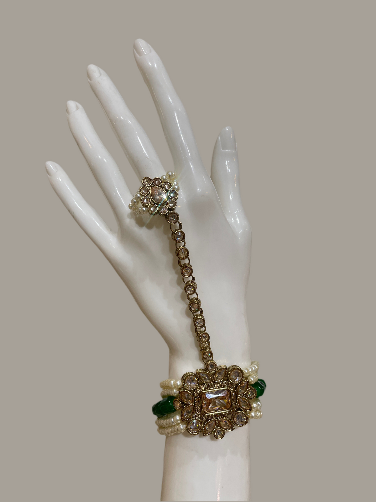 AN06 Green colour polki hand piece