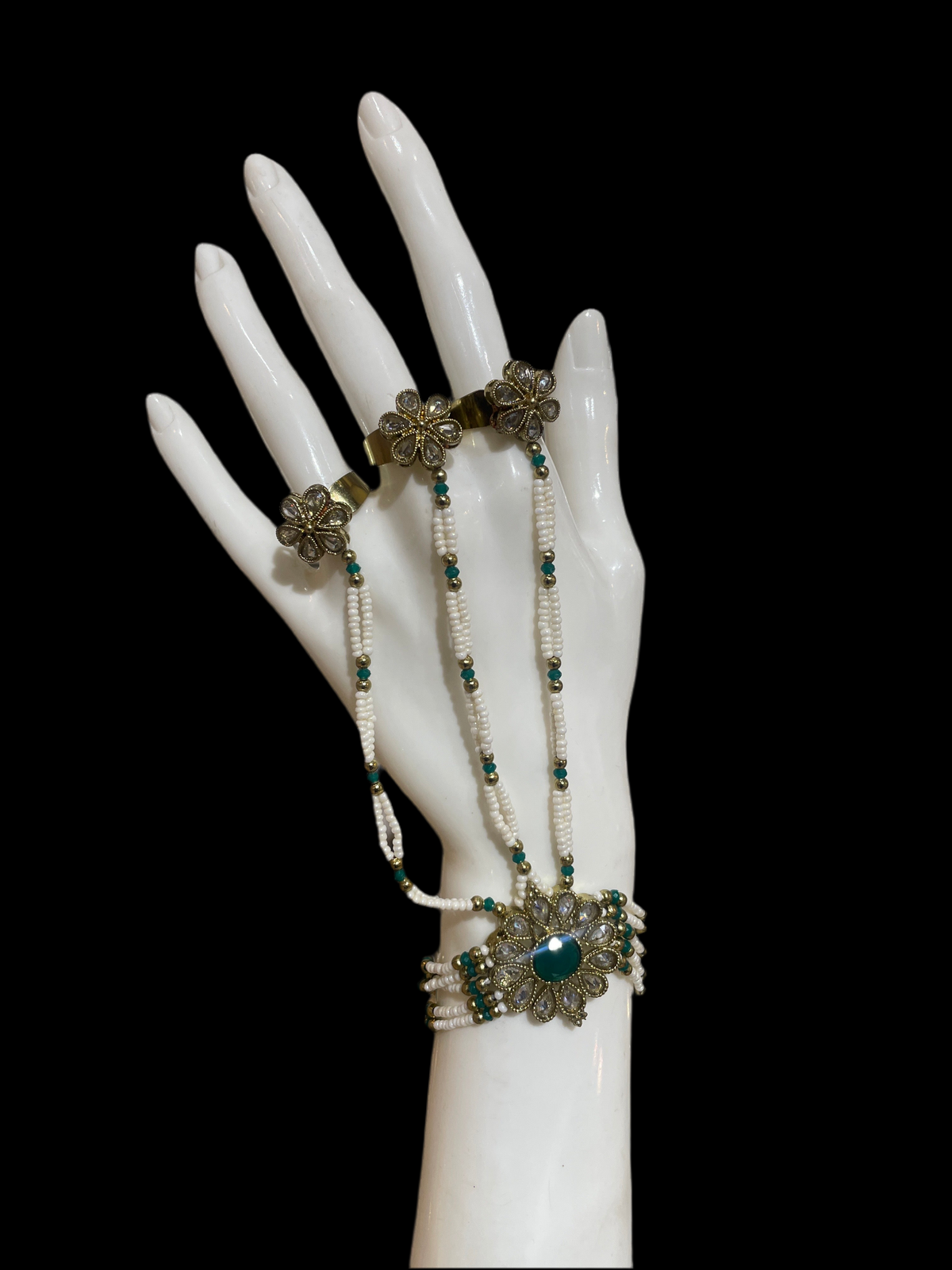 AN04 Green colour polki hand piece