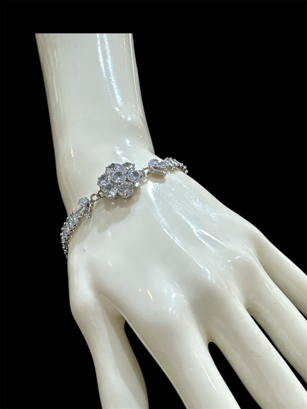 PA118 silver colour bracelet