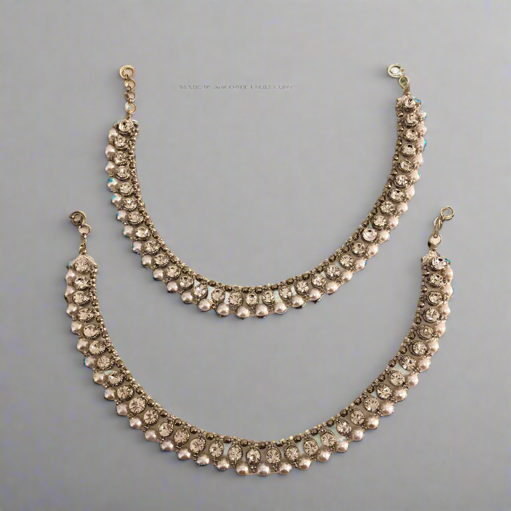 i09 silver anklets with pearI