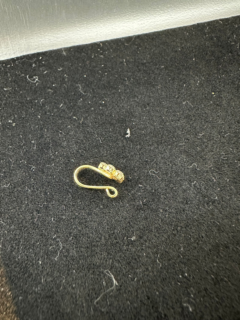 PA18 gold with white stones nose ring (Slide on)