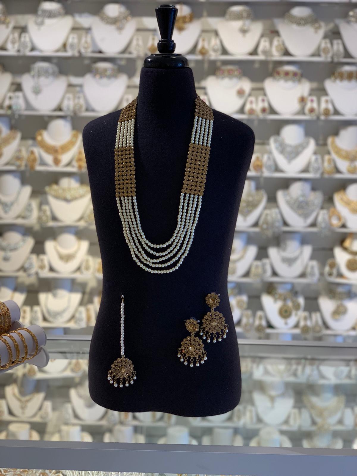 6011 Gold long necklace set image 0