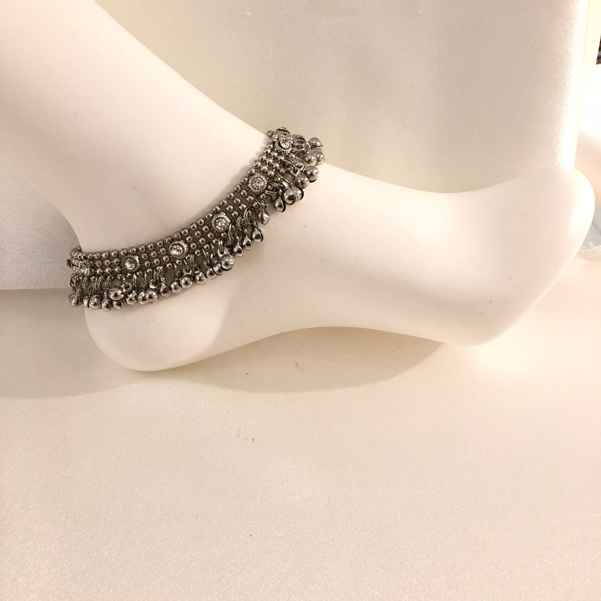 AB15 silver bell anklets image 1