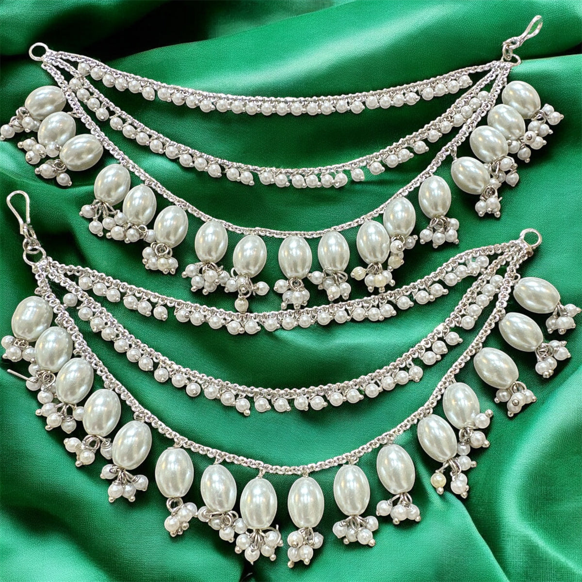 PA055 Silver Colour Three Line Pearls Sahara