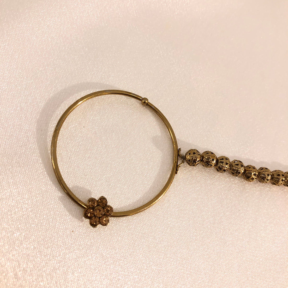 B06 Nose ring image 5