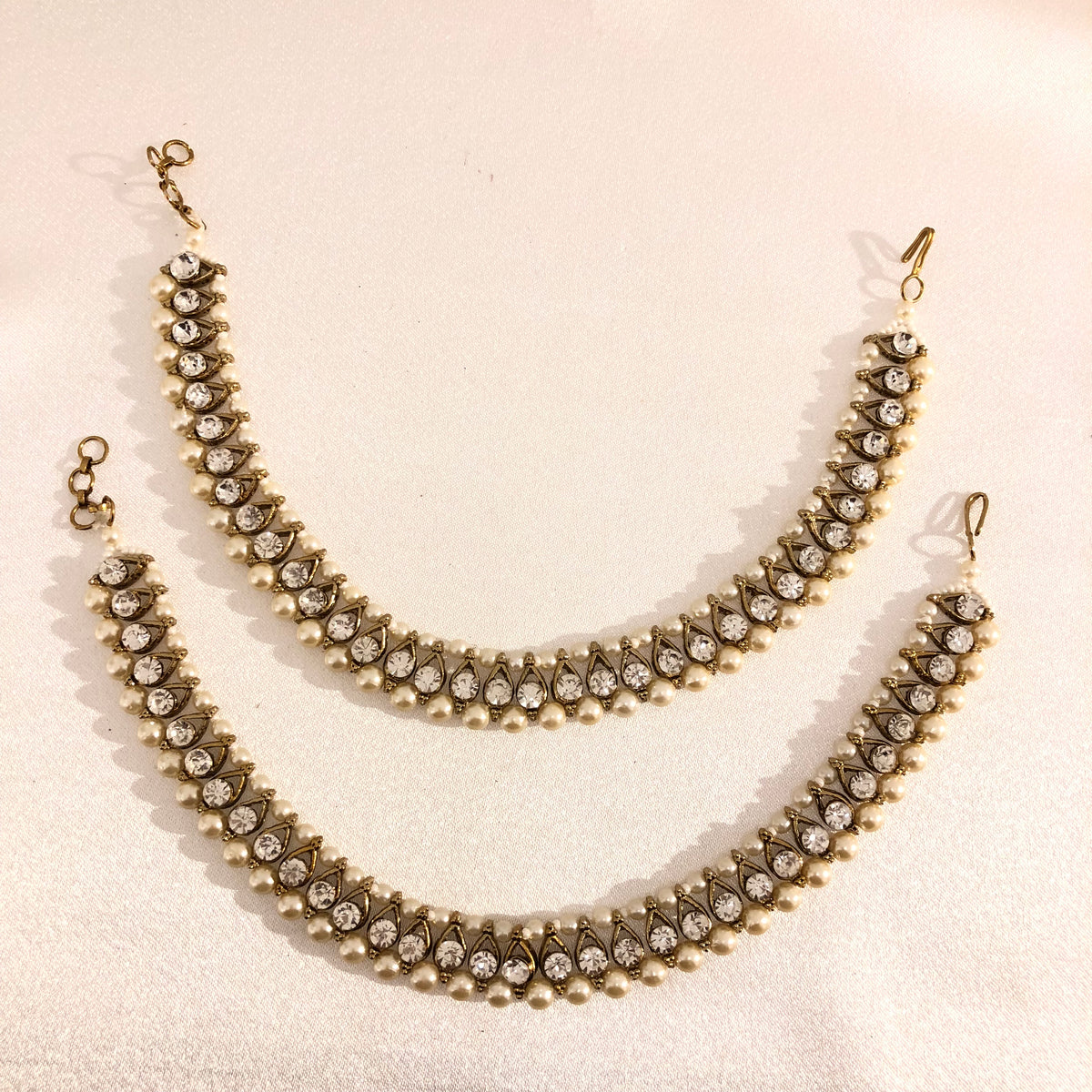 i09 gold anklets with pearls image 0