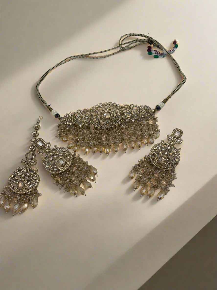Gold choker set