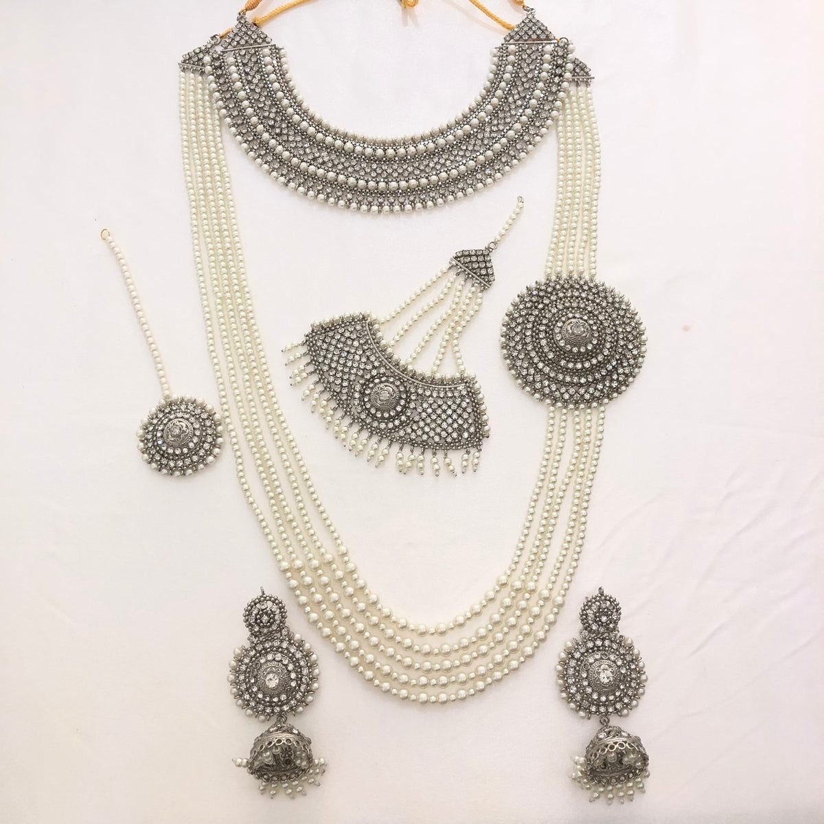M1 Bridal sets image 7