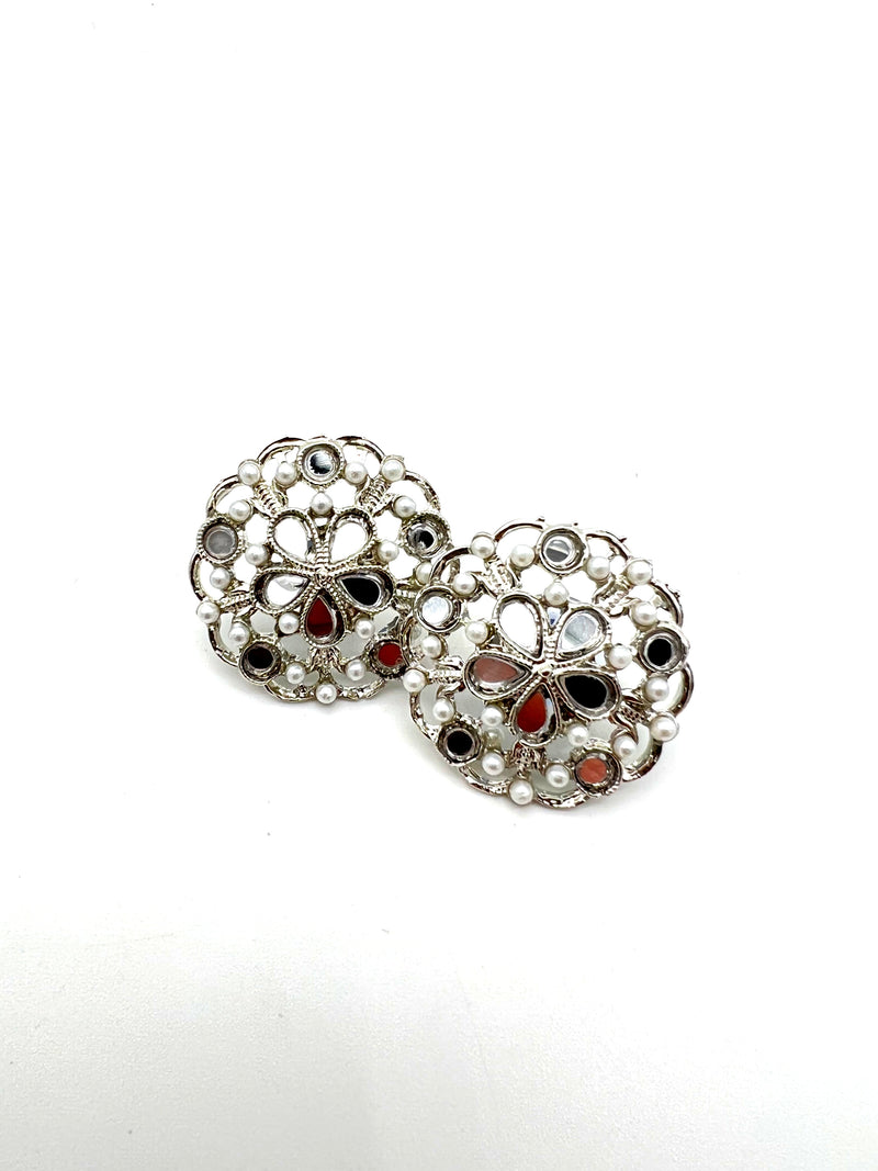Floral mirror studs  image 1