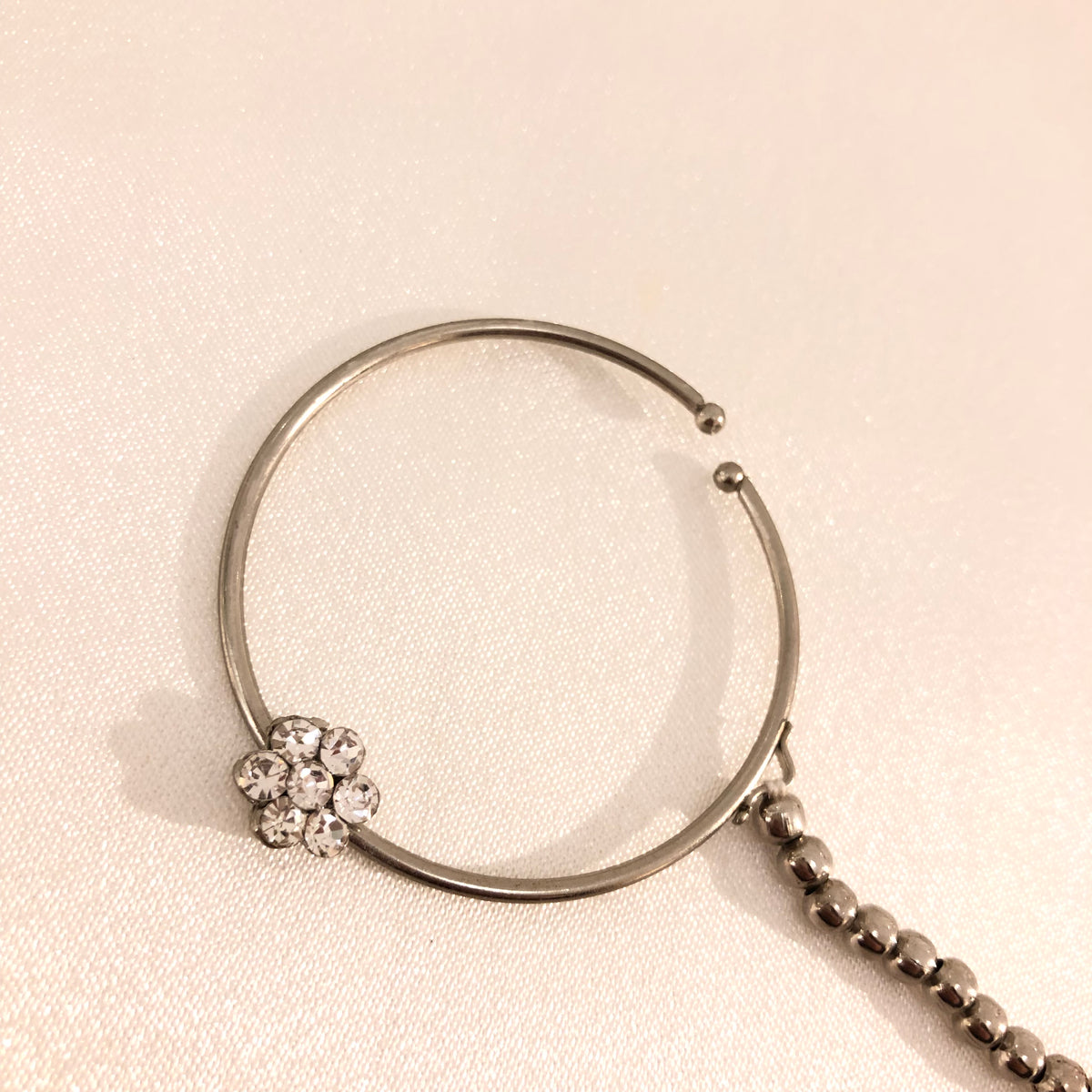 B06 Nose ring image 7