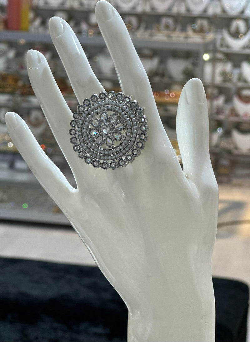 PA712 Silver Ring With Polki stones