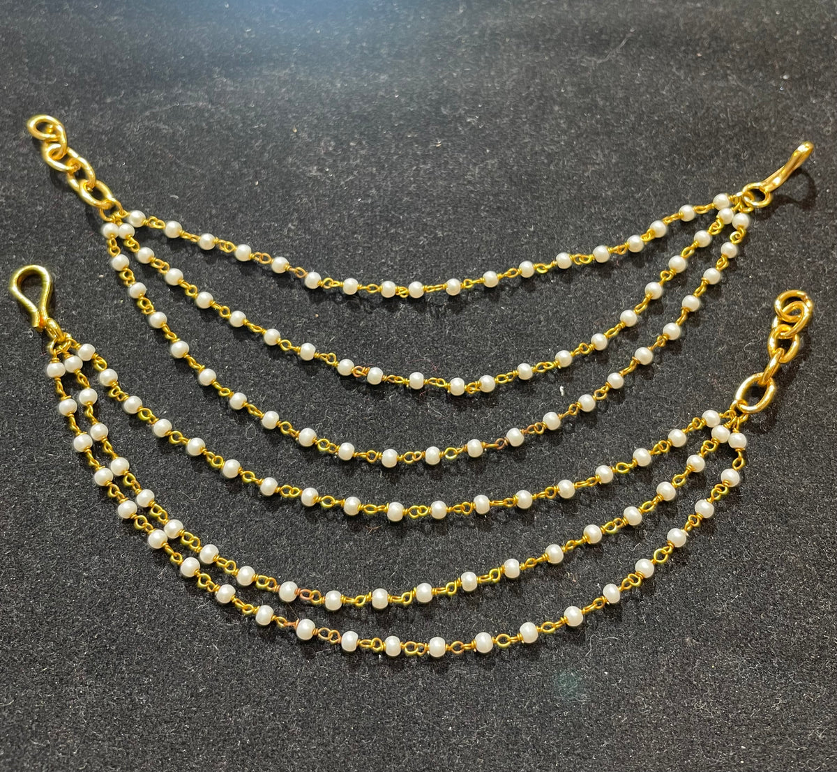 PA054 Bright Gold Three Line Pearls Sahara