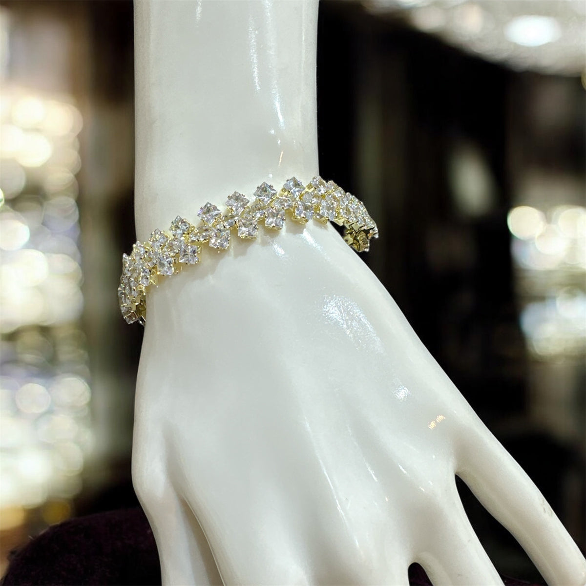 PA113 Gold with white stones bracelet