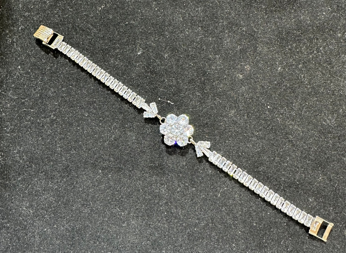 PA118 silver colour bracelet