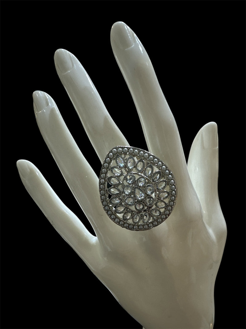 PA714 Silver Ring With Polki Stones