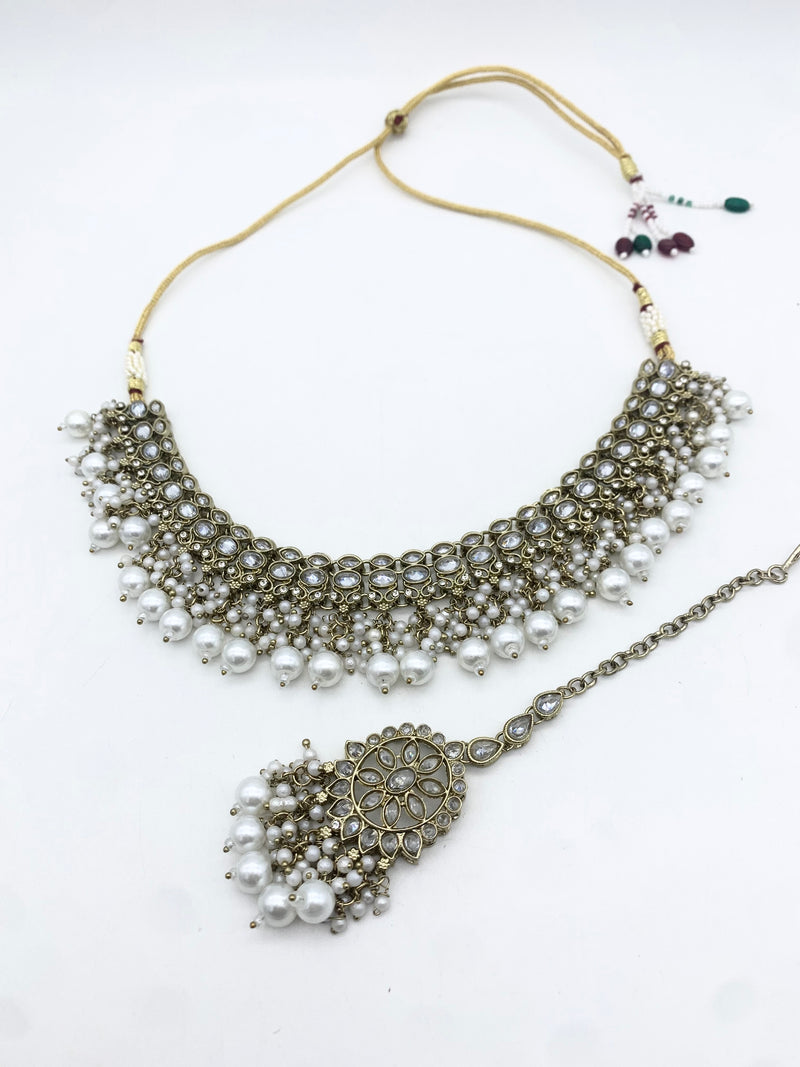 AM013 Gold and White Necklace set Polki
