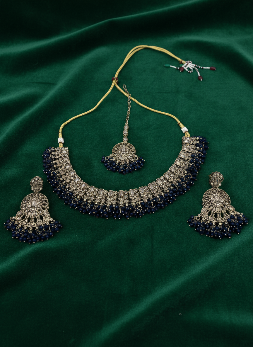 AM014 Gold and Dark Blue Necklace Polki