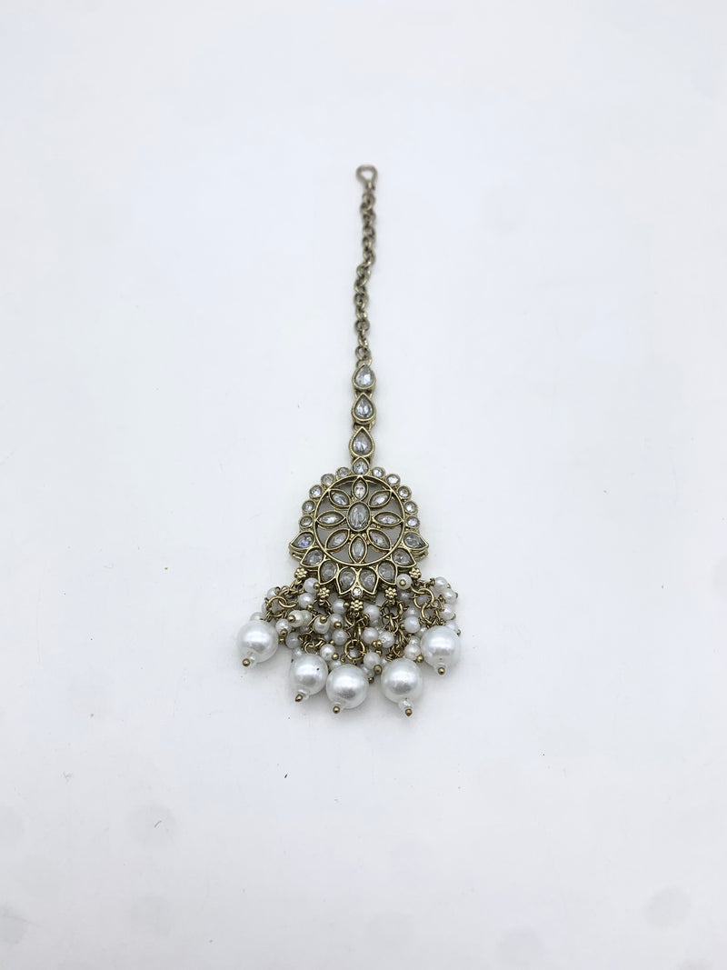 AM013 Gold and White Necklace set Polki