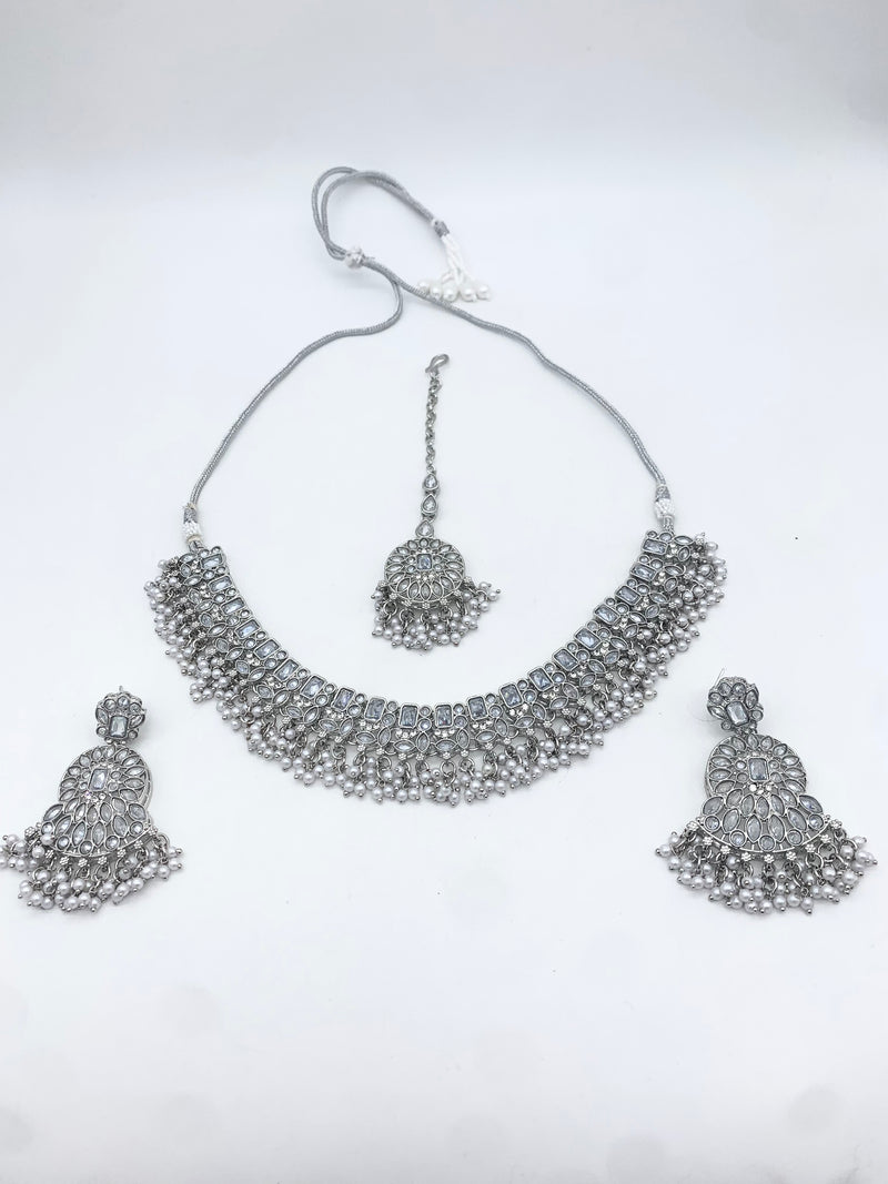 AM014 Silver necklace set Polki
