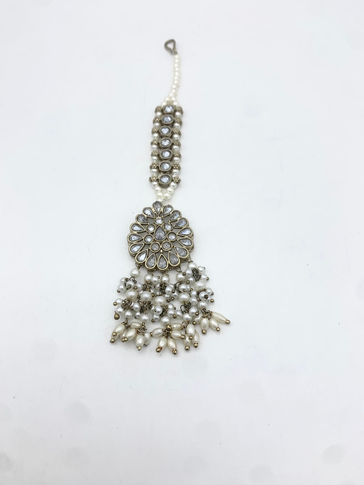 AM011 Gold and White necklace set Polki