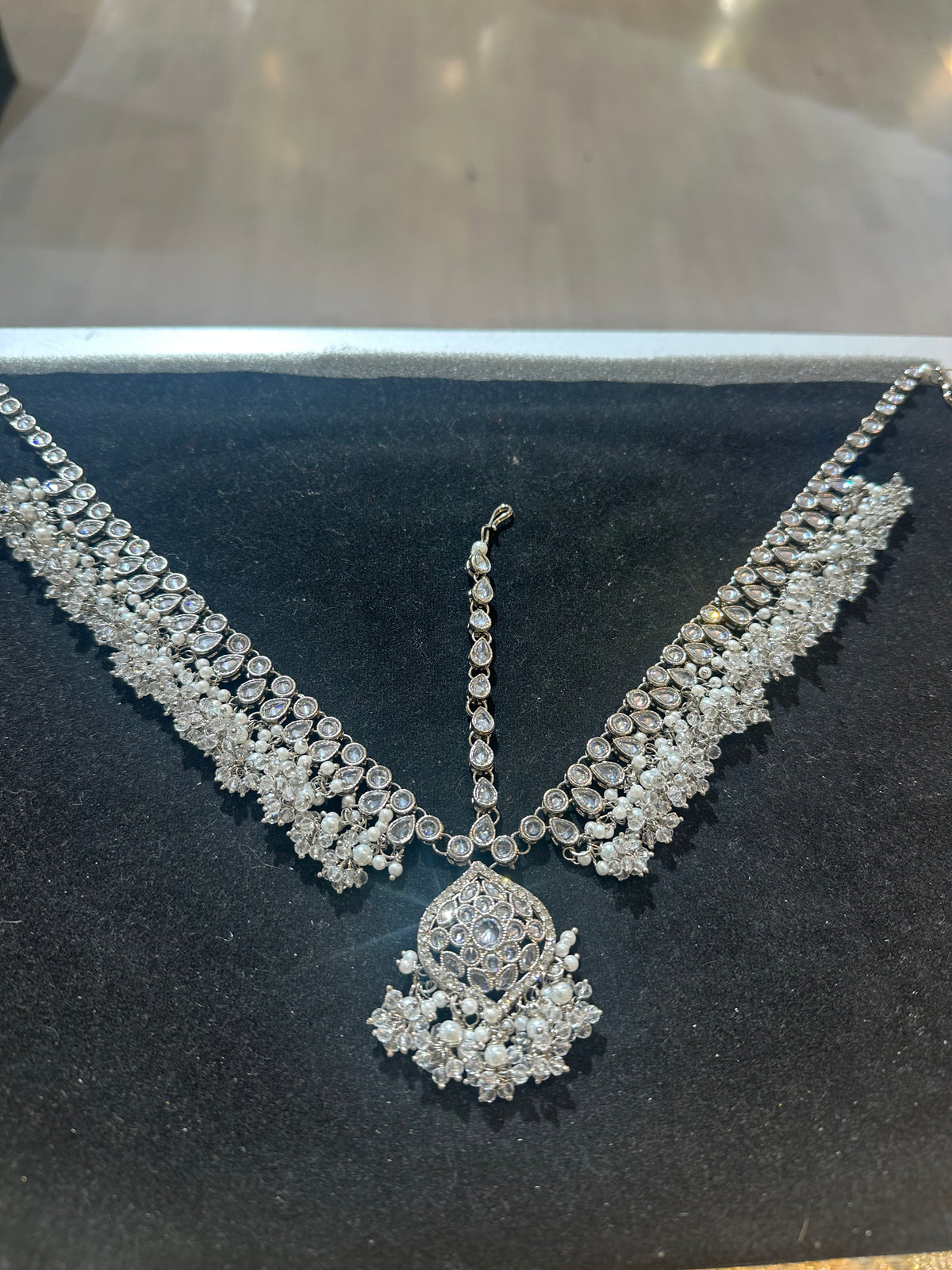 AN0848 silver polki matha patti