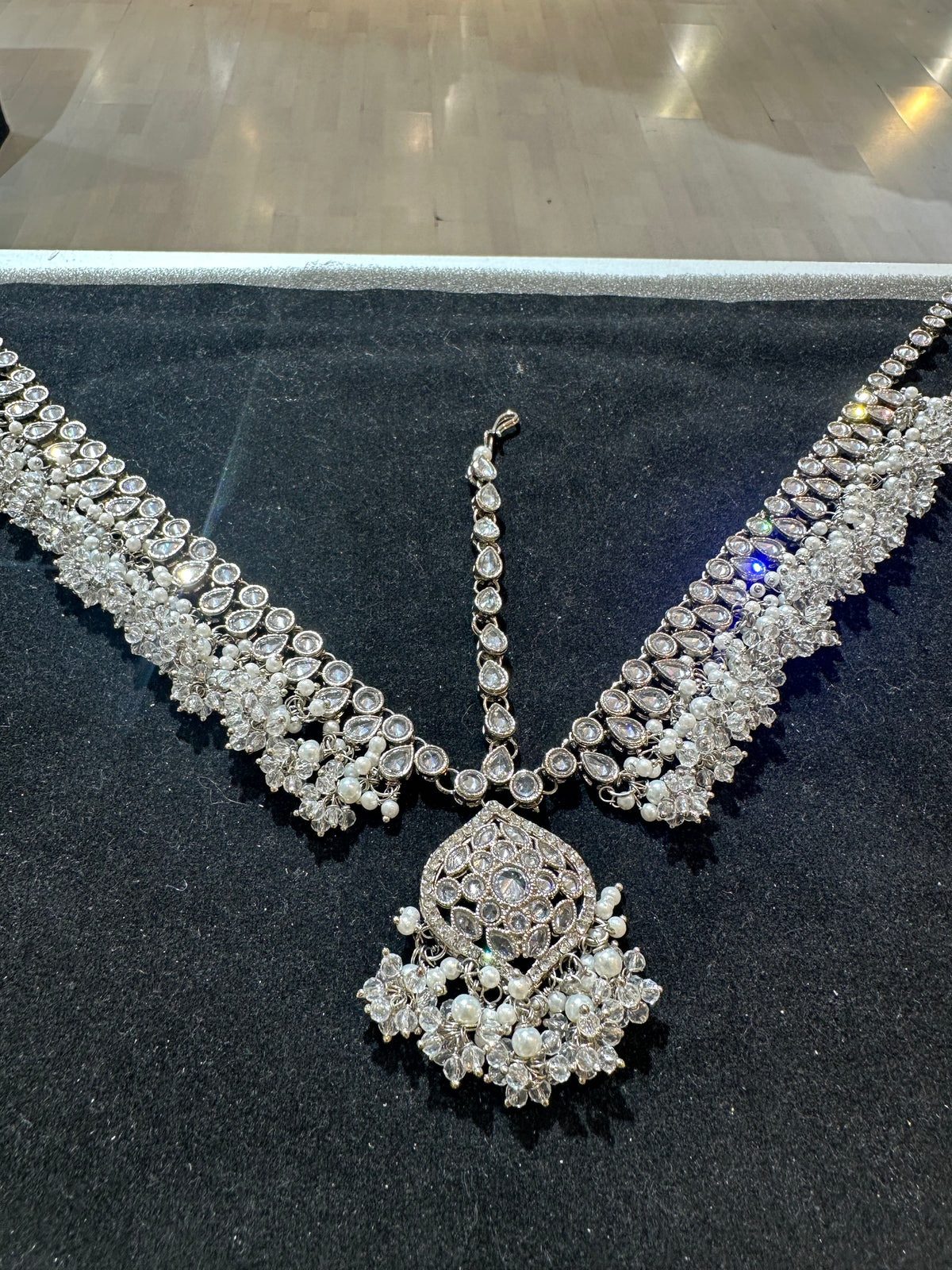 AN0848 silver polki matha patti