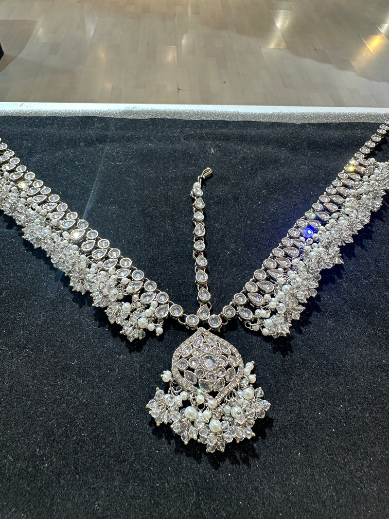 AN0848 silver polki matha patti