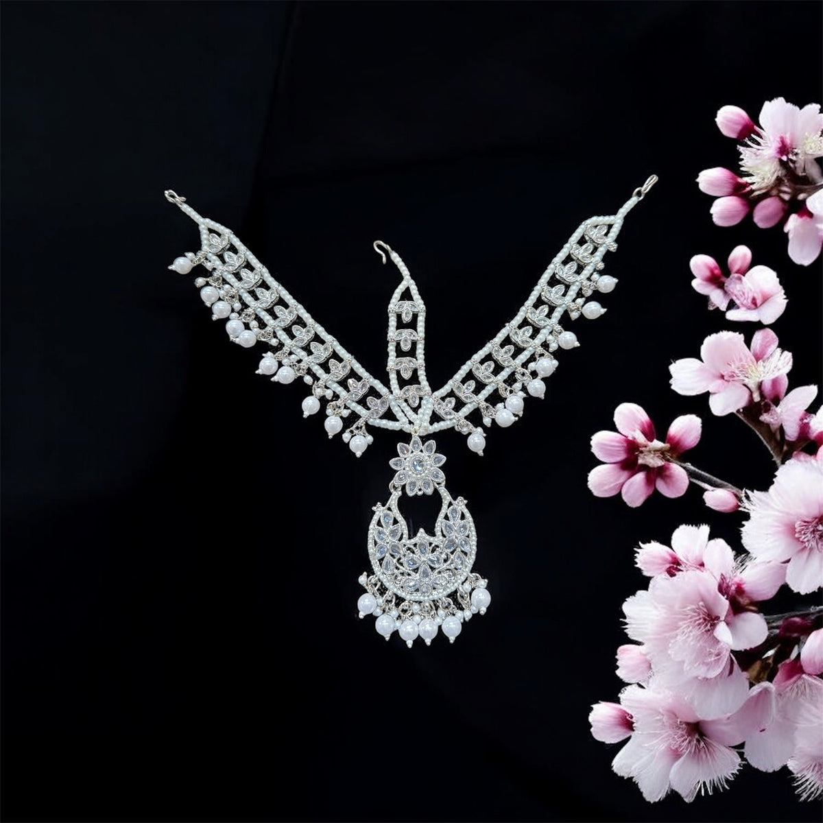 AN167 Silver Polki mathapatti