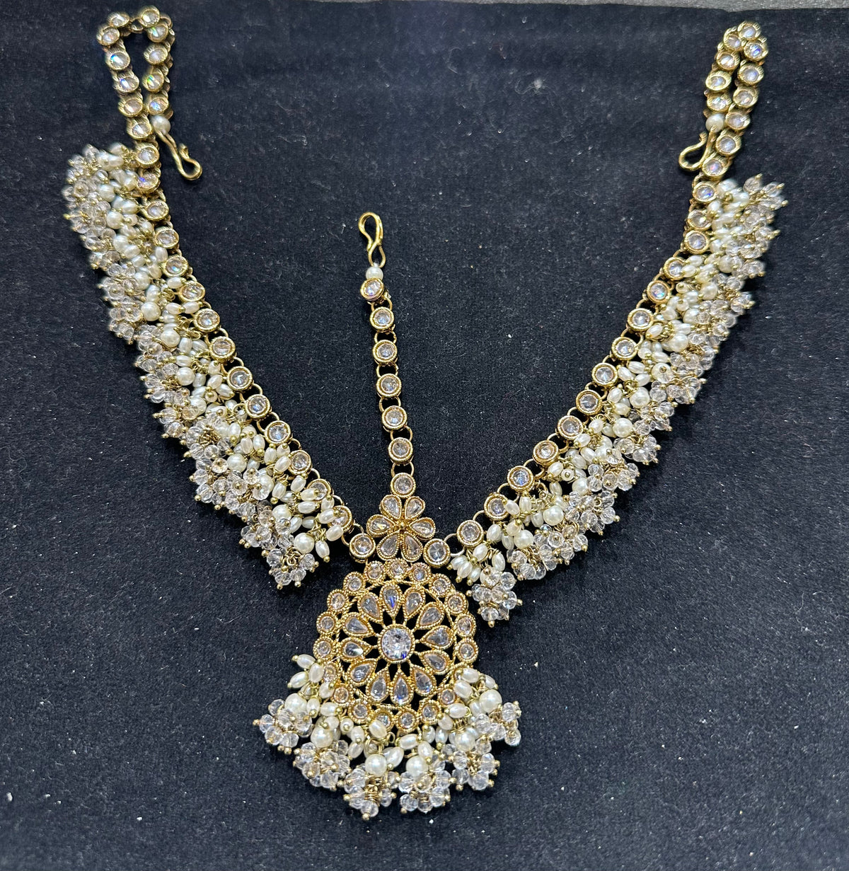 AN0901 Gold and White mathapatti