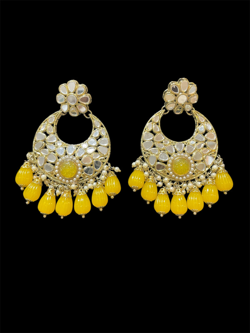 AN660 Yellow Colour Choker Set with Mirror stones