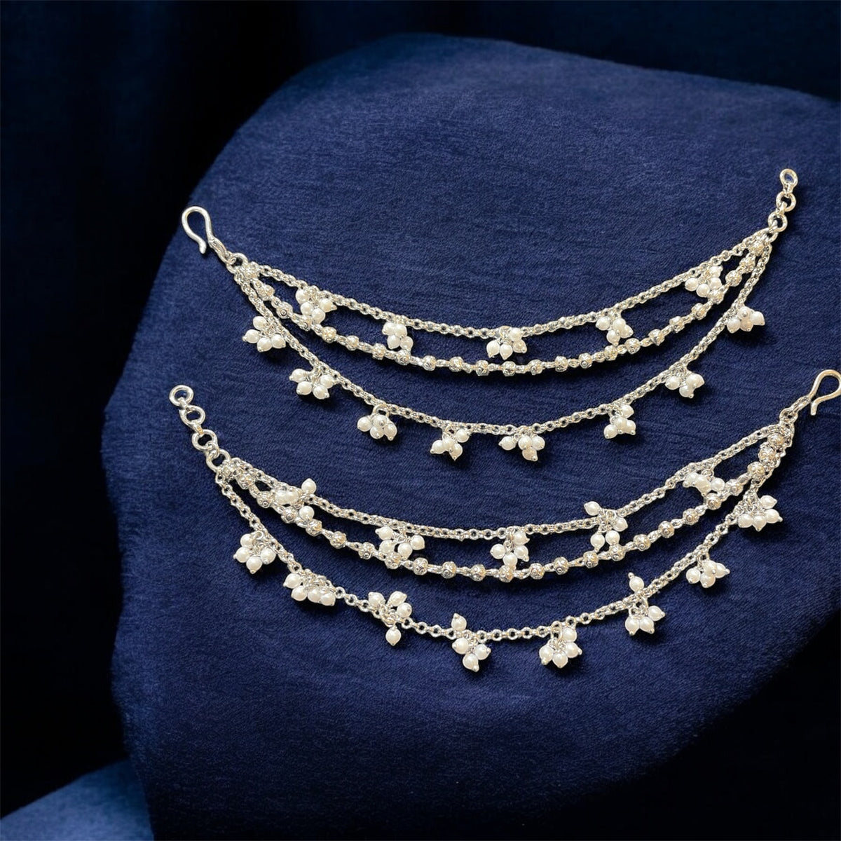 AN204 Three Line Silver Sahara with pearls