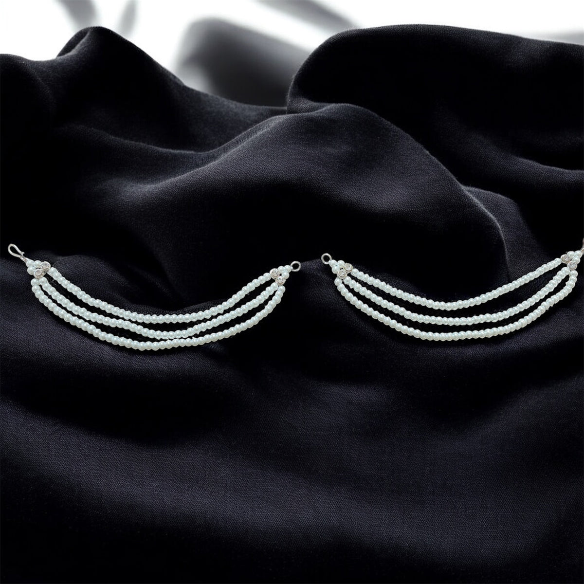 AN206 Three Line White Pearls Sahara