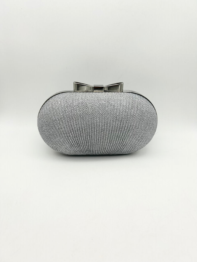 AM701 White clutch bag