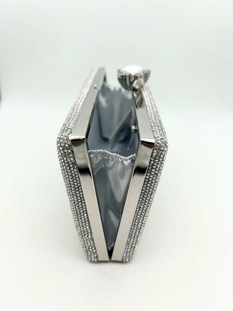 AM704 Silver clutch bag