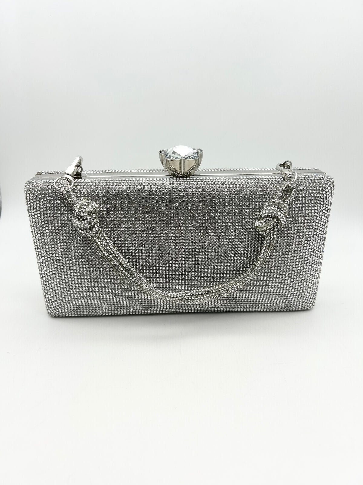 AM704 Silver clutch bag