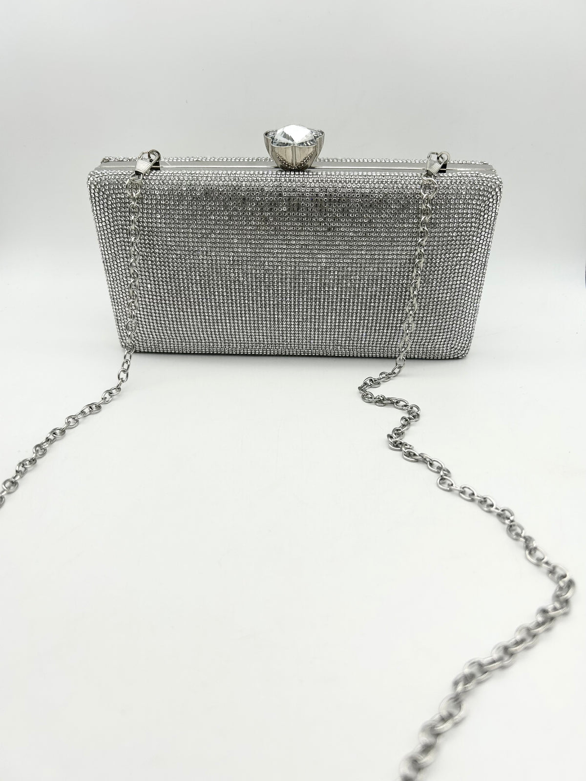 AM704 Silver clutch bag