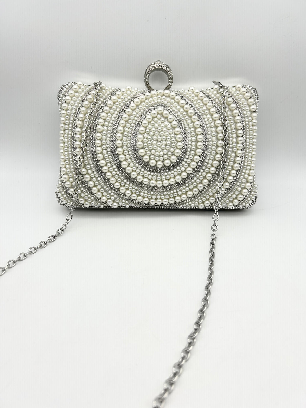 AM705 White Clutch bag