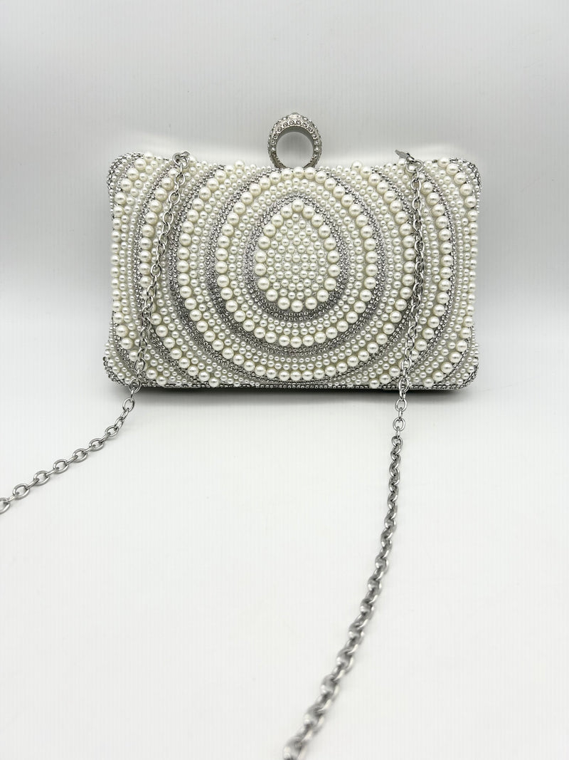 AM705 White Clutch bag