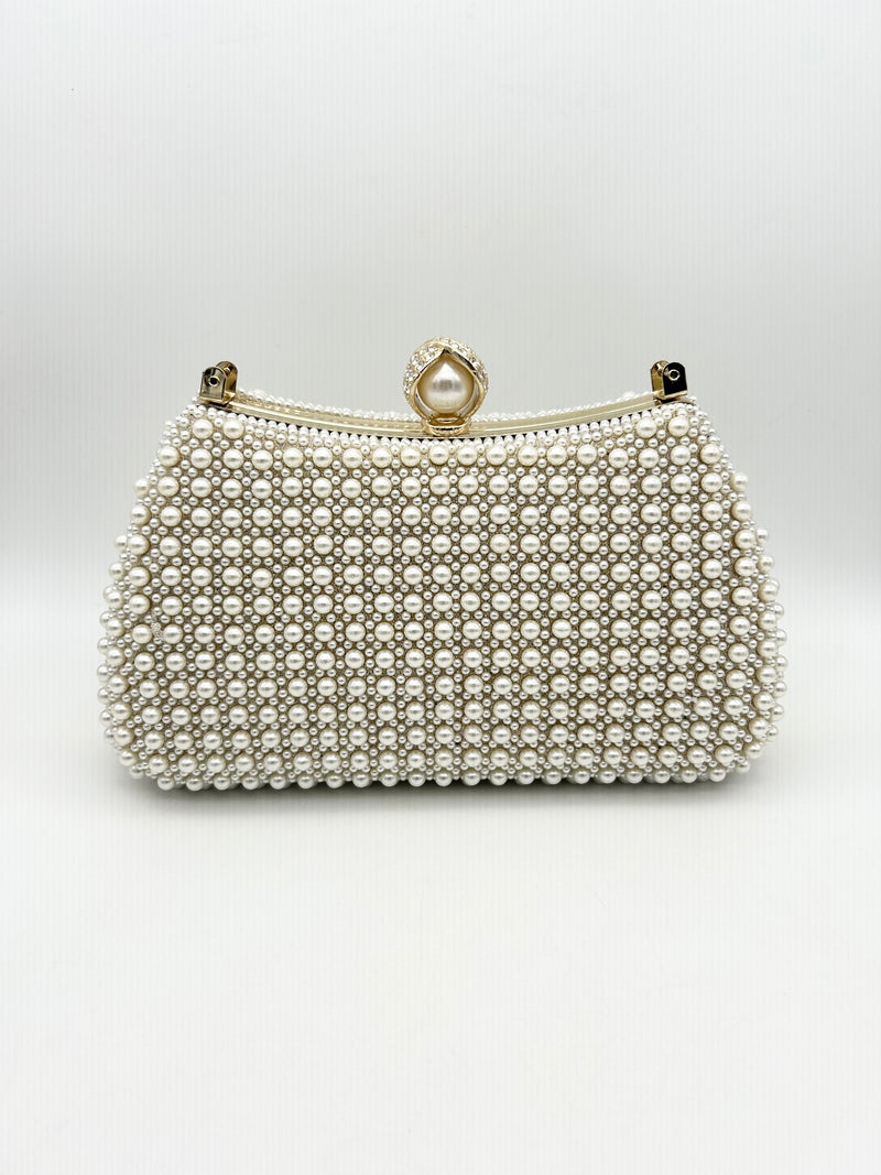 AM706 Gold Clutch bag