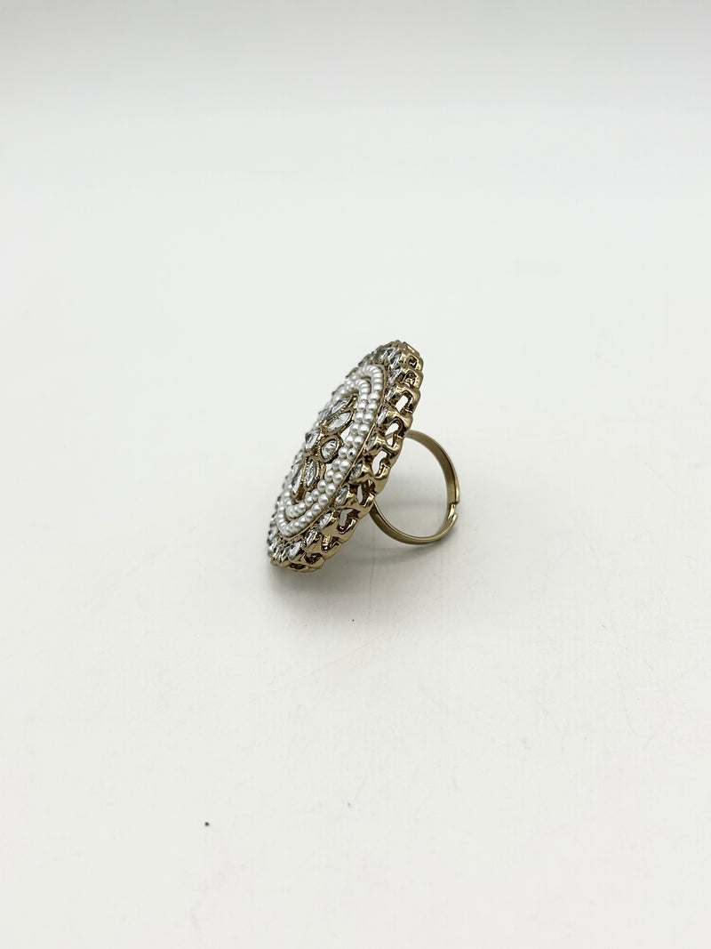 AM 800 Gold and White adjustable ring polki