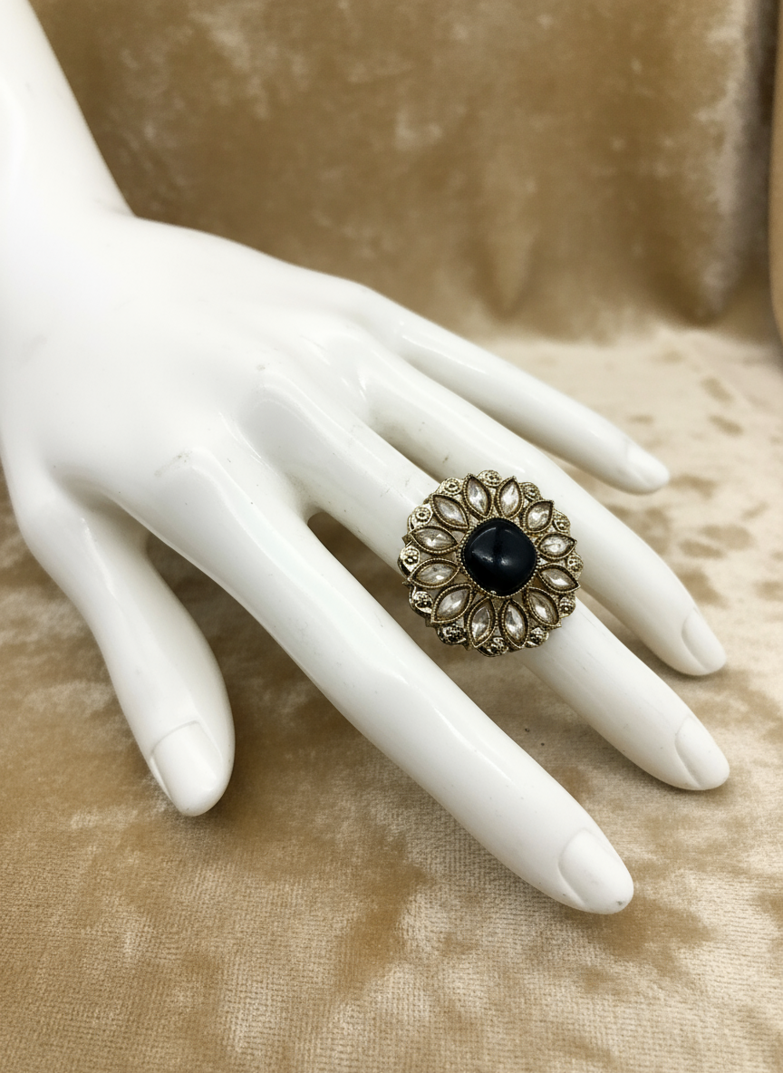 AM803 Gold and Black adjustable ring polki