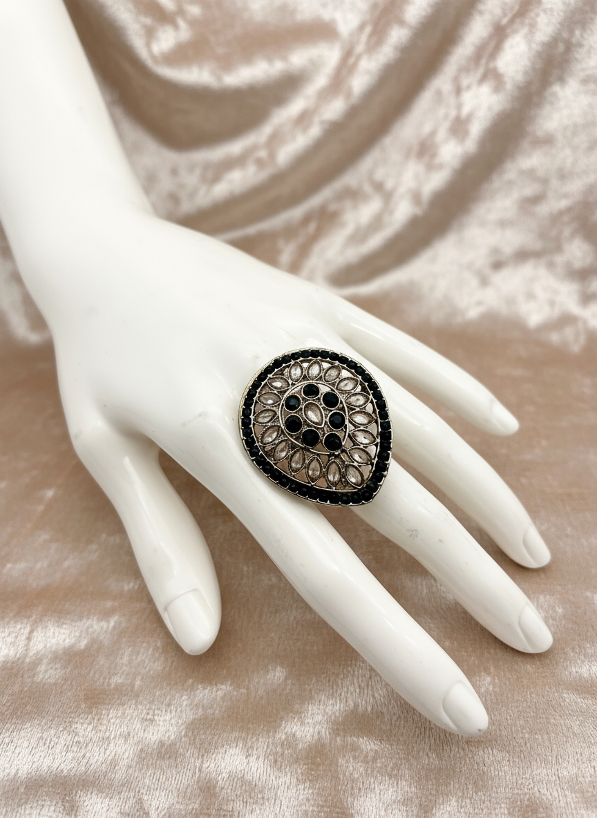 AM805 Gold and Black adjustable ring polki