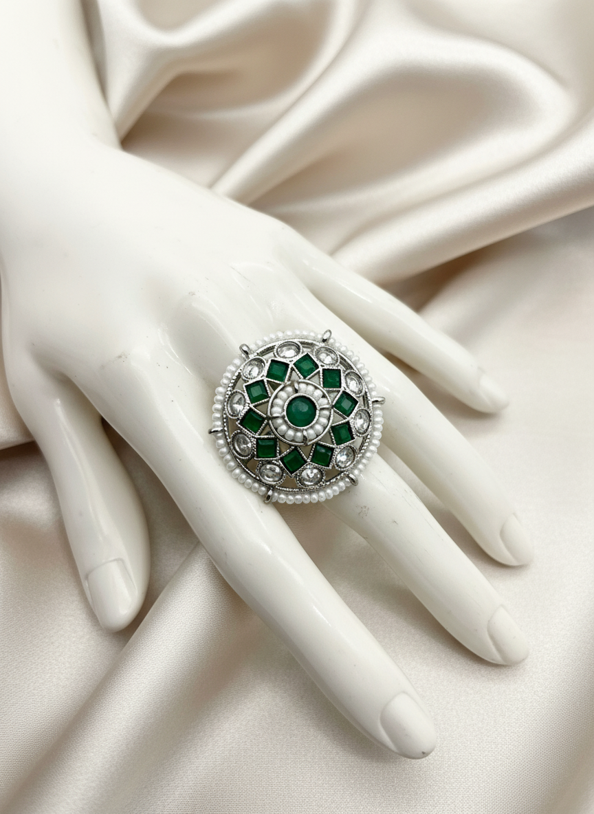 AM801 Silver and Green adjustable ring polki