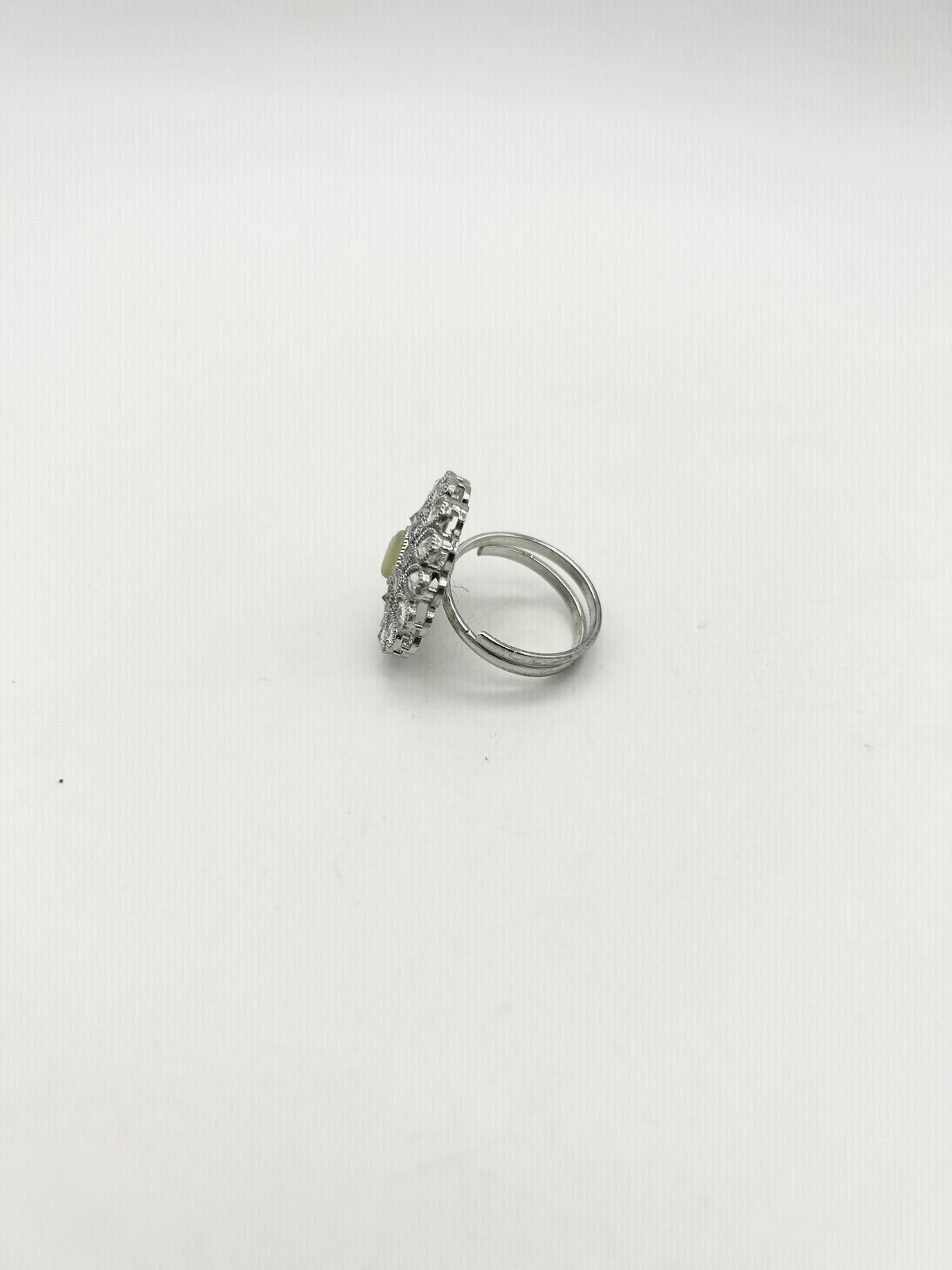 AM807 Silver and Yellow adjustable ring polki