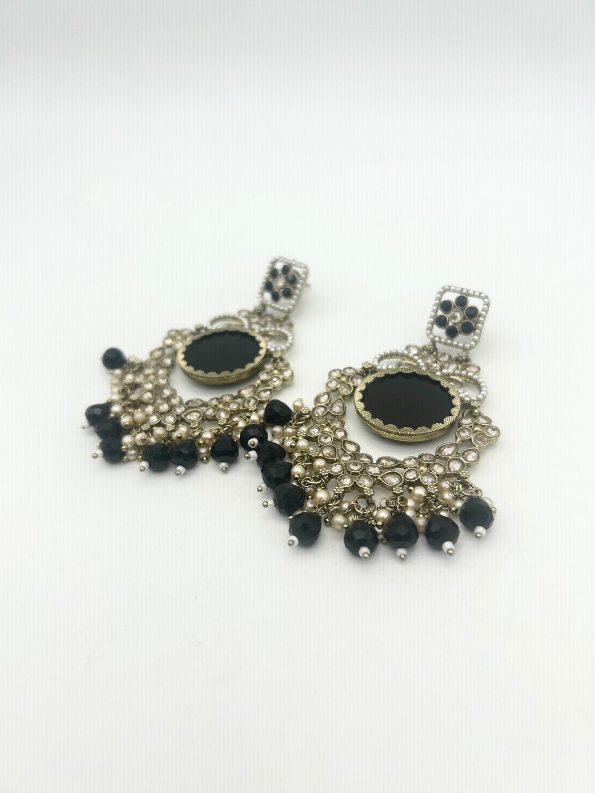 AM022 Gold and Black Earrings polki