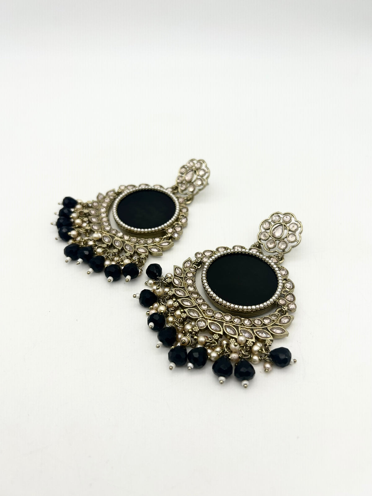 AM023 Gold and Black earrings