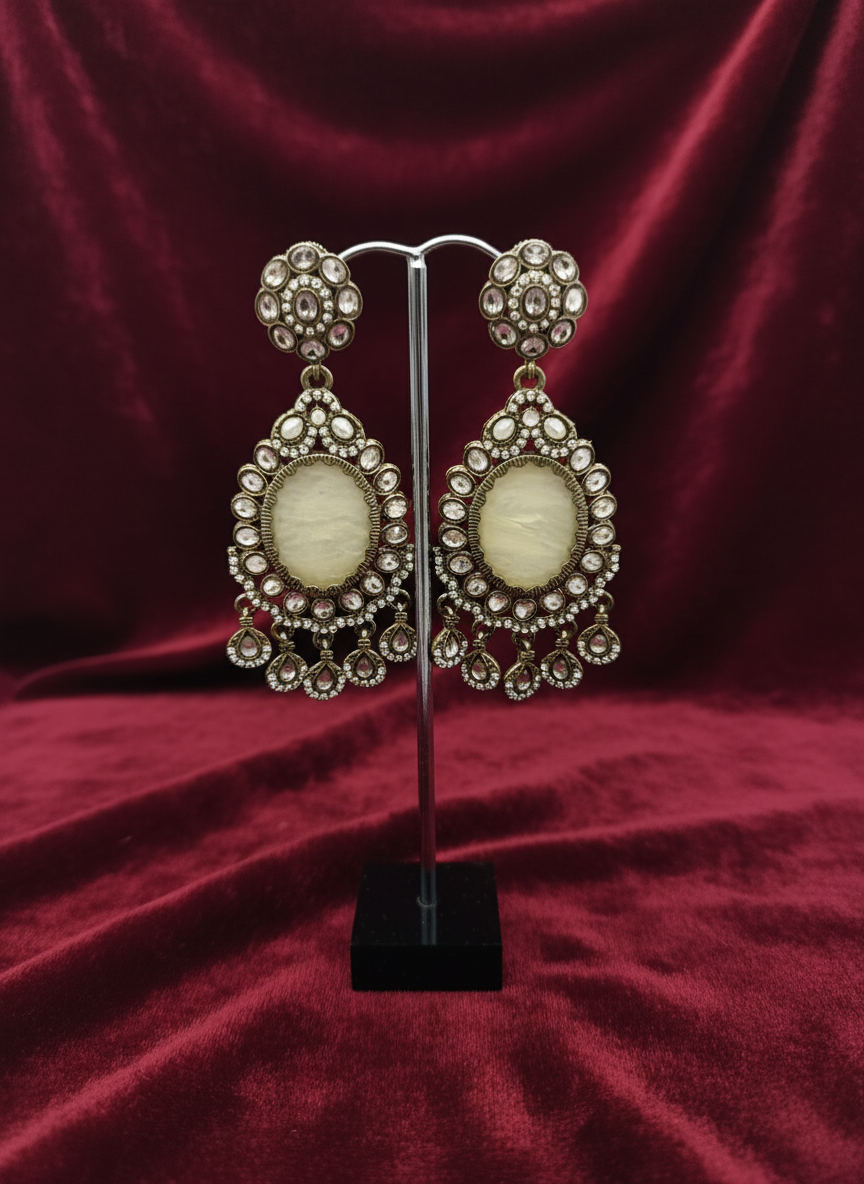 AM024 Gold Earrings polki