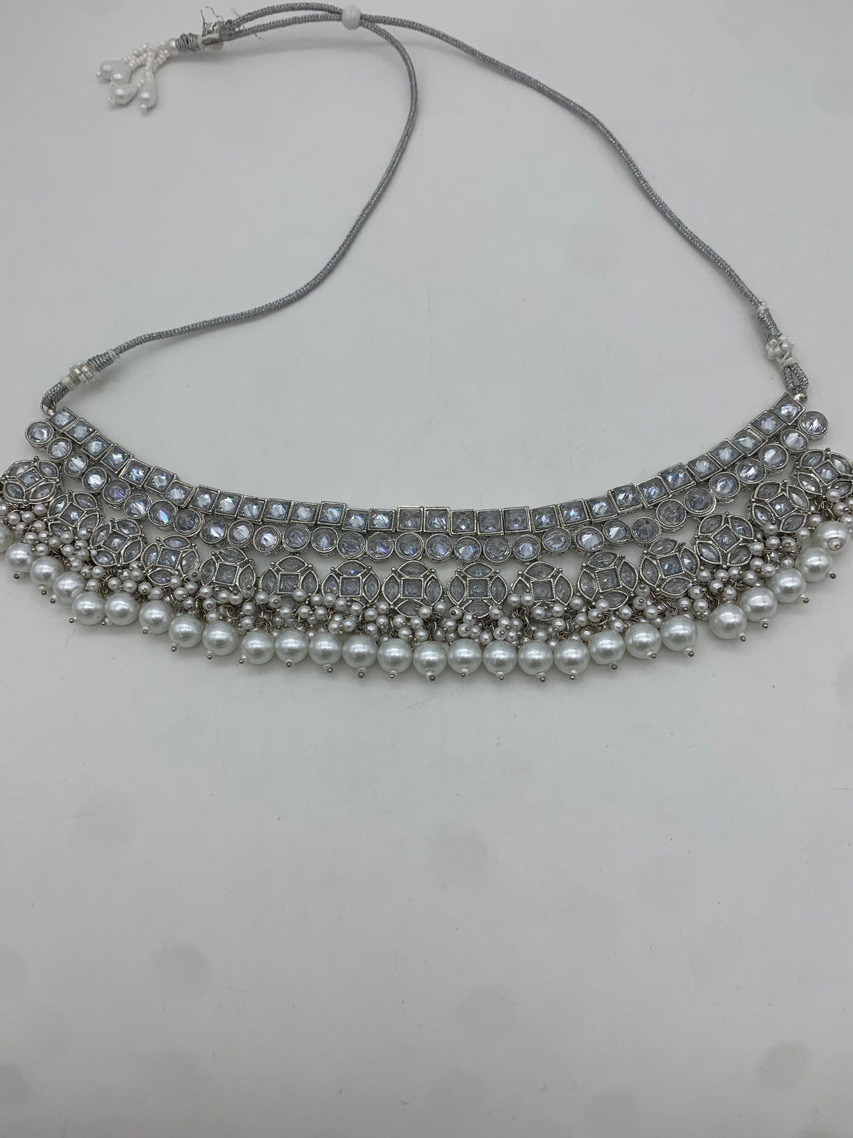 White necklace set